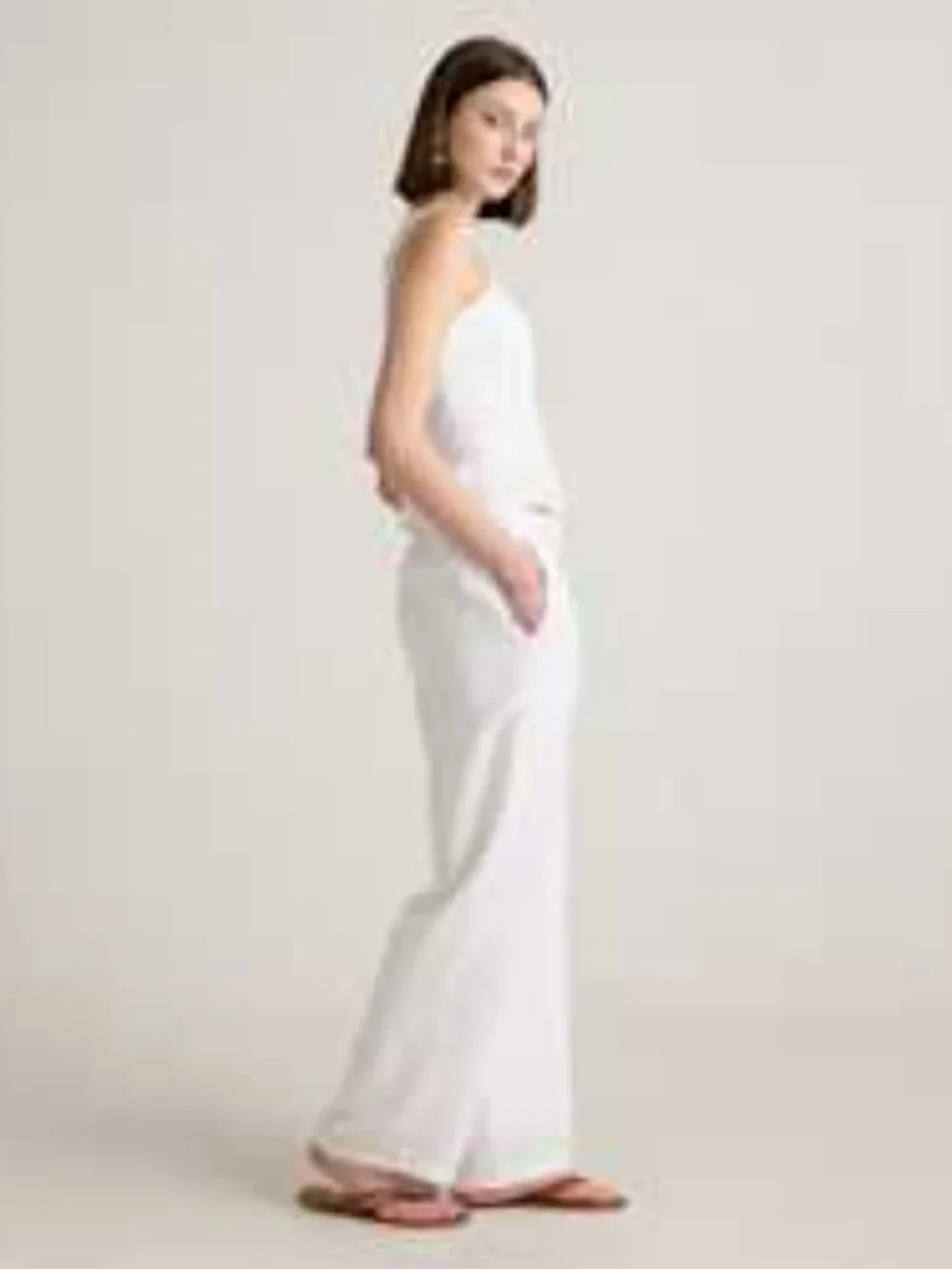 Quince 100% European White Pleated Linen Pants